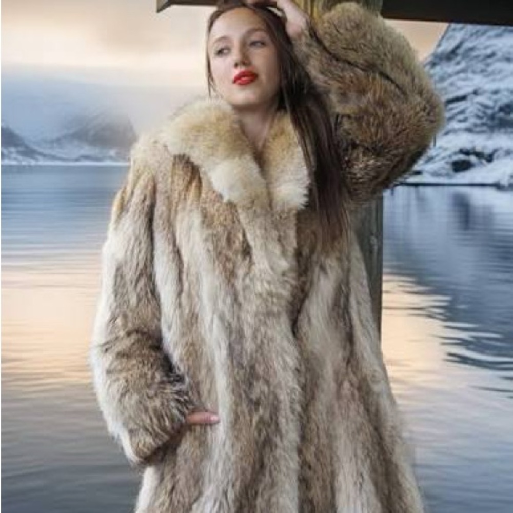 Mobwife Old Money Vintage Elegant Genuine Coyote Fur Coat